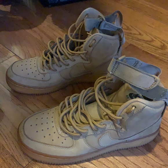 Nike Sneakers - Picture 3 of 6